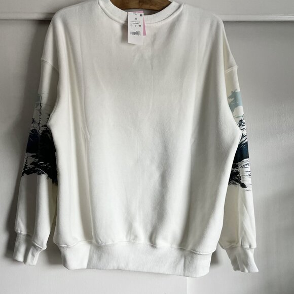 NWT Budweiser Hybrid Clydesdale Horse Graphic Fleece Sweatshirt XS Holiday S - Picture 5 of 14